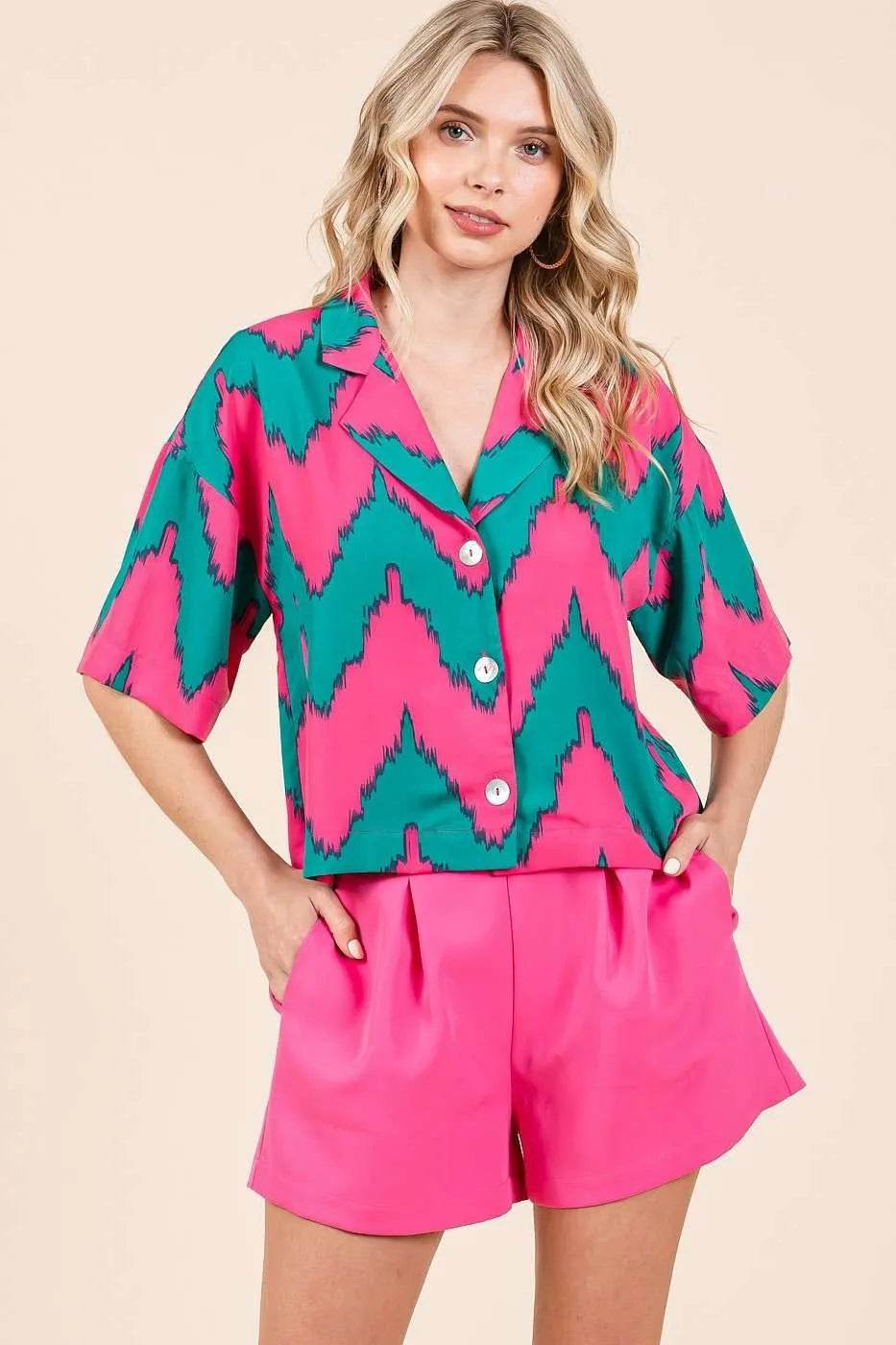 Mittoshop Chevron Print Short Sleeve Crop Shirt