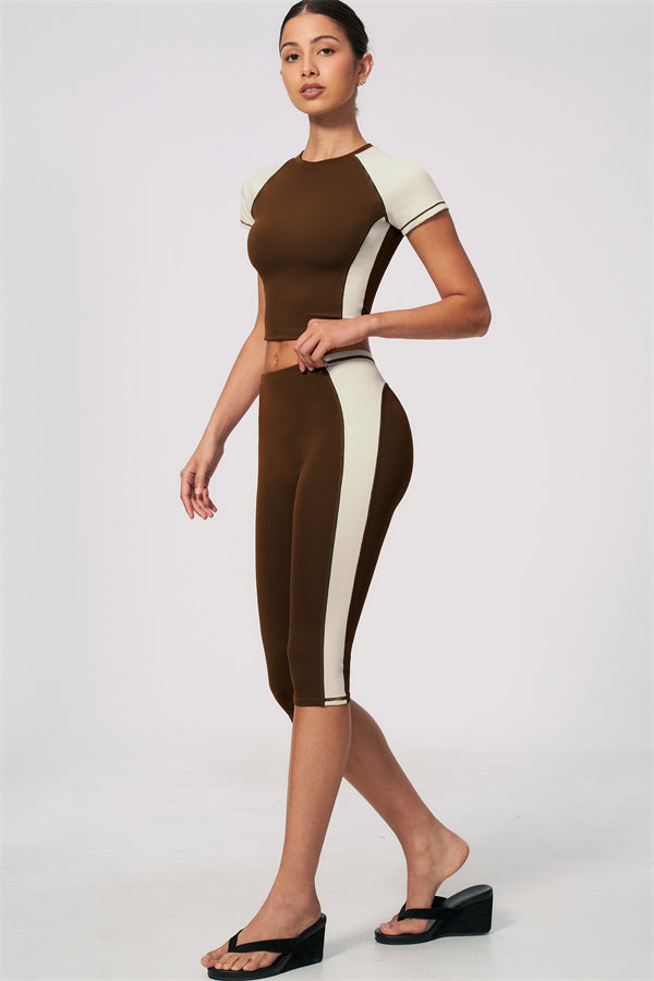 The Sandstone Capri Leggings