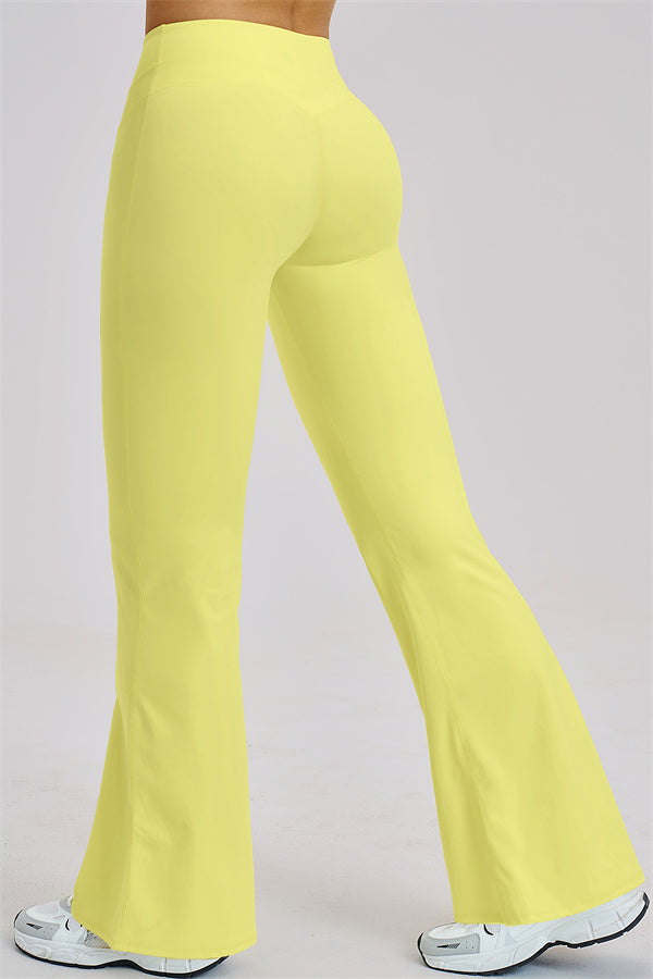 The Stride Sports Bra Flared Leggings 2-Piece Set