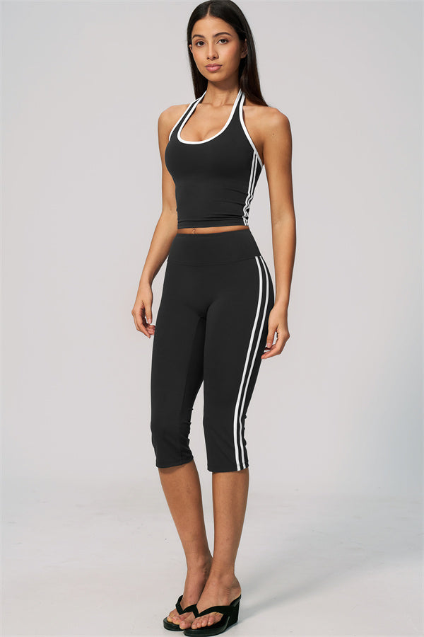 The Onyx Capri Leggings
