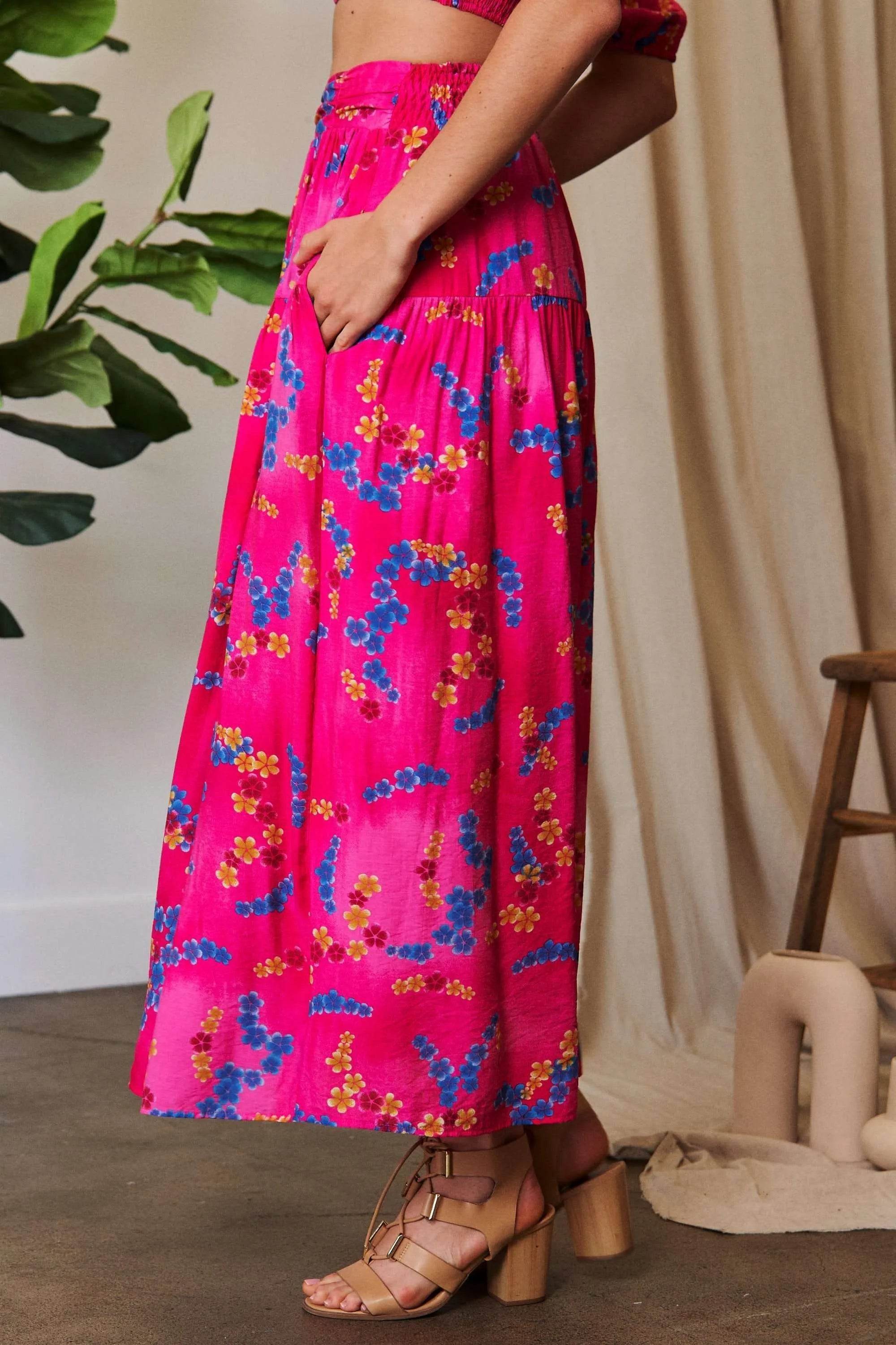 Davi & Dani Printed Smocking Waistband Ruffled Maxi Skirt