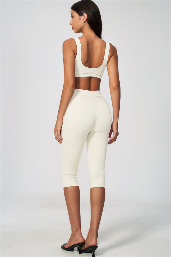 The Amara Capri Leggings