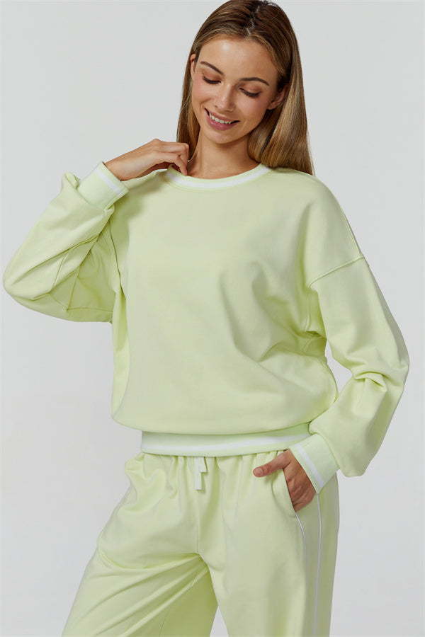 The Amara Sweatshirt Pants 2-Piece Set