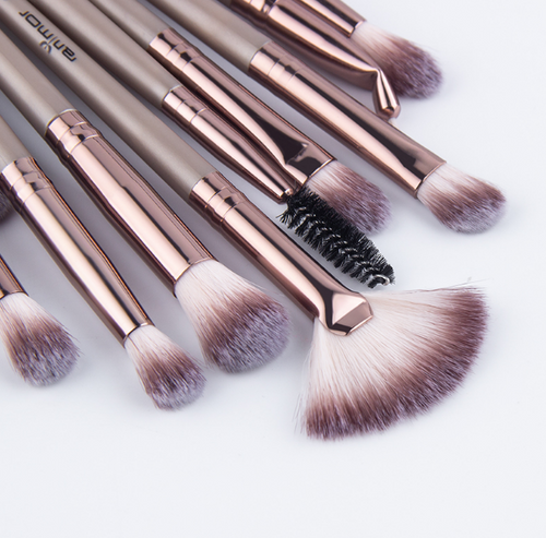 12 eye shadow brush nose shadow high light repair capacity shadow eyebrow brush portable novice makeup brush set