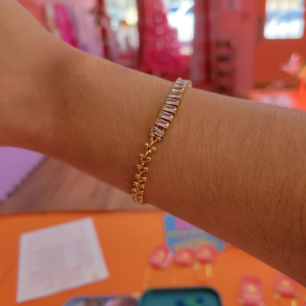 Titanium Toggle Clasp Gem Bracelet