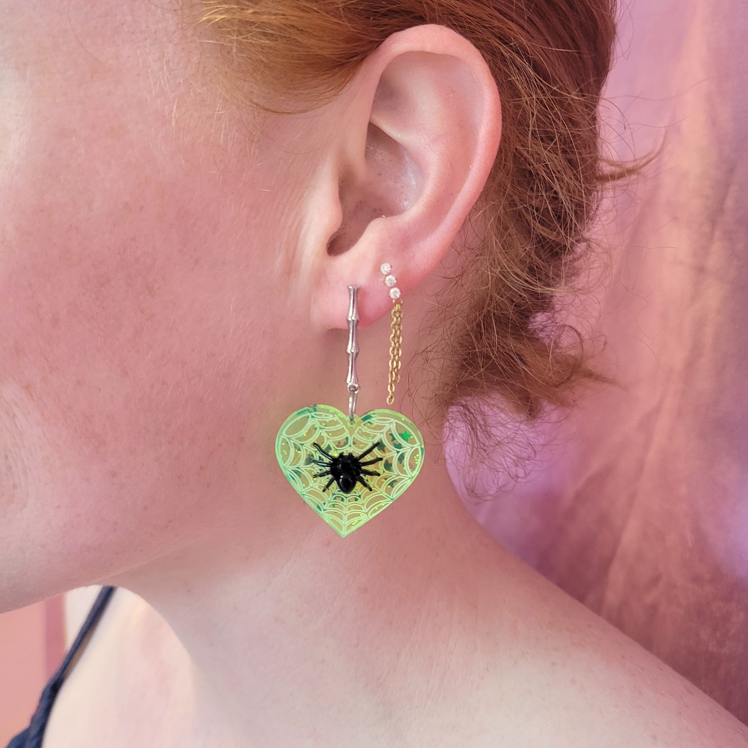 Spider Sweetheart Earrings