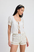 PUFF SLEEVE TIE FRONT TOP