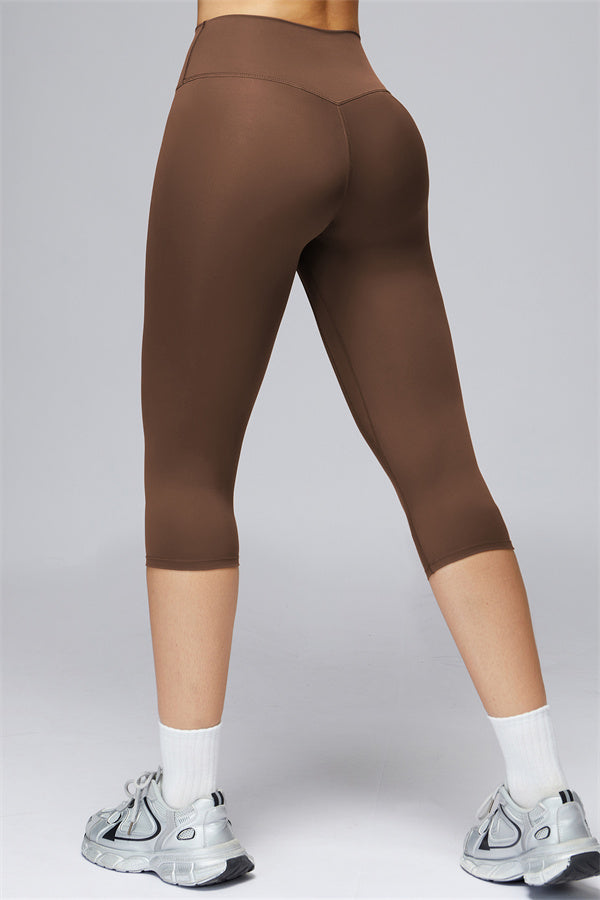 The FlexCore Crop Tank Capri Leggings 2-Piece Set
