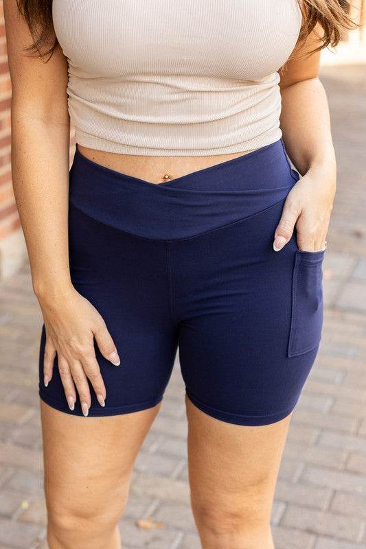 The Abby - NAVY Crossover Biker 5 Shorts R2