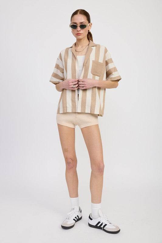 OVERSIZED BUTTON UP SHIRT