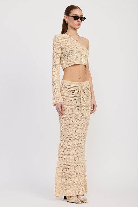 ONE SHOULDER CROCHET CROP TOP