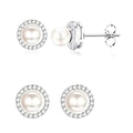 Shimmering Stimulate Pearl Bold Stud earrings