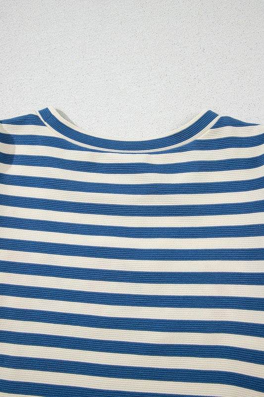 Stripe America Cursive Graphic Puff Sleeve T-shirt