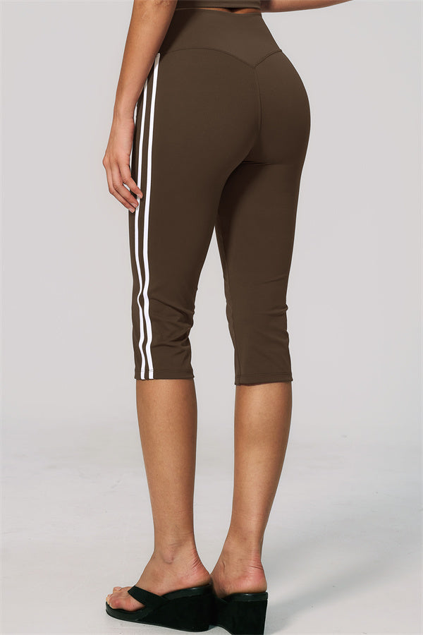 The Onyx Tank Top Capri Leggings 2-Piece Set