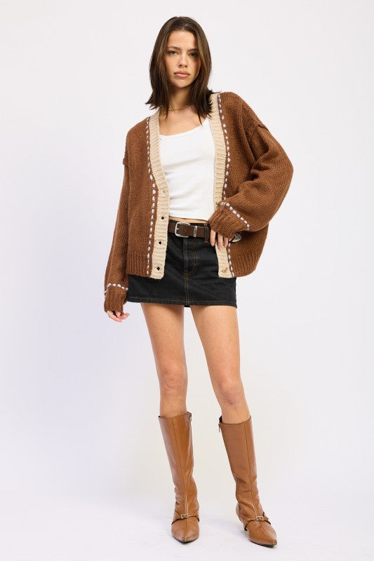 BUTTON DOWN CONTRASTED CARDIGAN