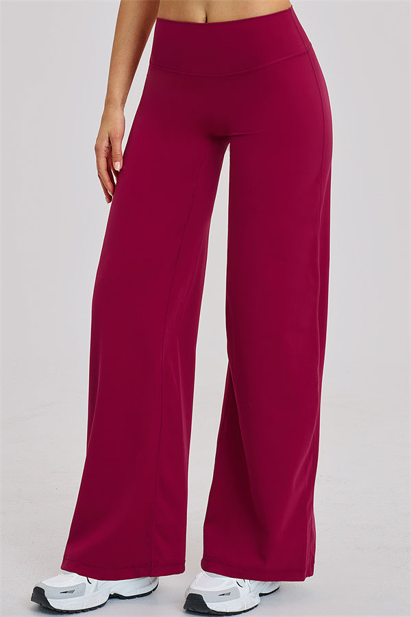 The Dynamic Crop Top Straight Leg Pants 2-Piece Set