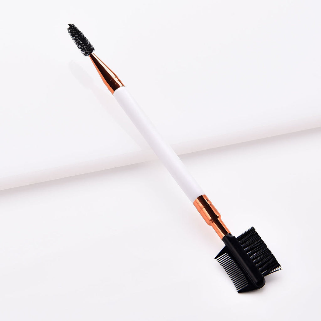 Single double-ended makeup brush and eyelash brush