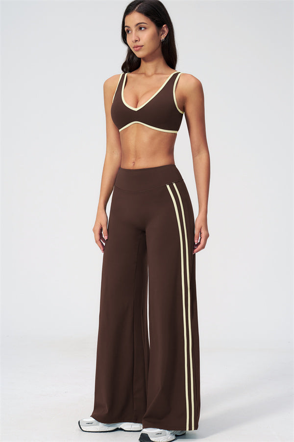 The Evoke Straight Leg Pants