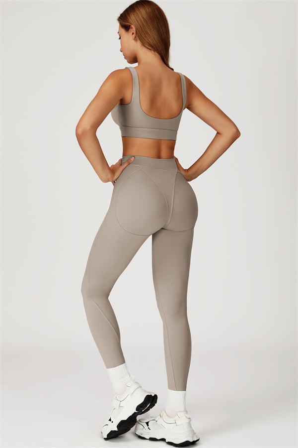 The Conquer Sports Bra Leggings 2-Piece Set