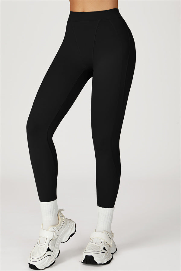 The Conquer Sports Bra Leggings 2-Piece Set
