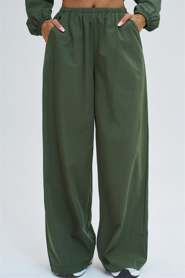 The Svelte UV protection Crop Hoodie Sweatpants 2-Piece Set