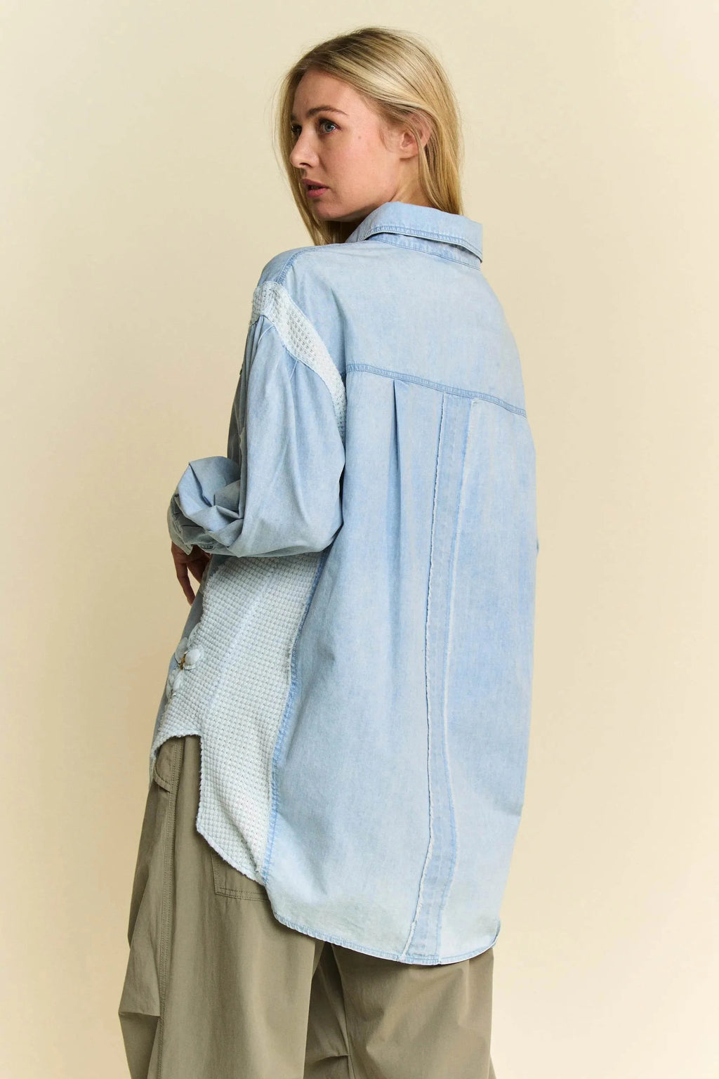Davi & Dani Lightweight Washed Daisy Patch Waffle Knit Shirt