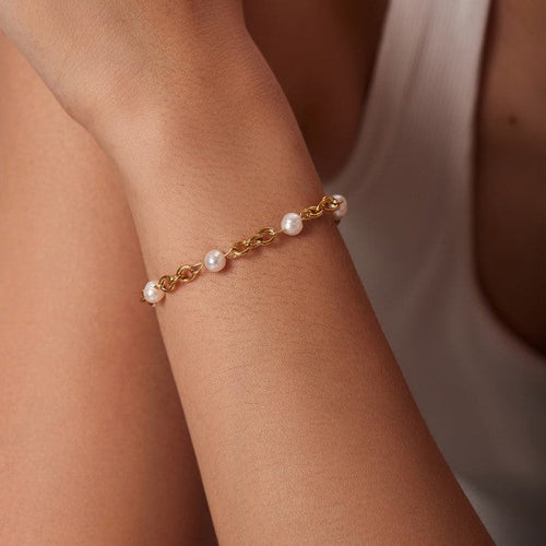 18K Gold Plated Aurelia Pearl Bracelet