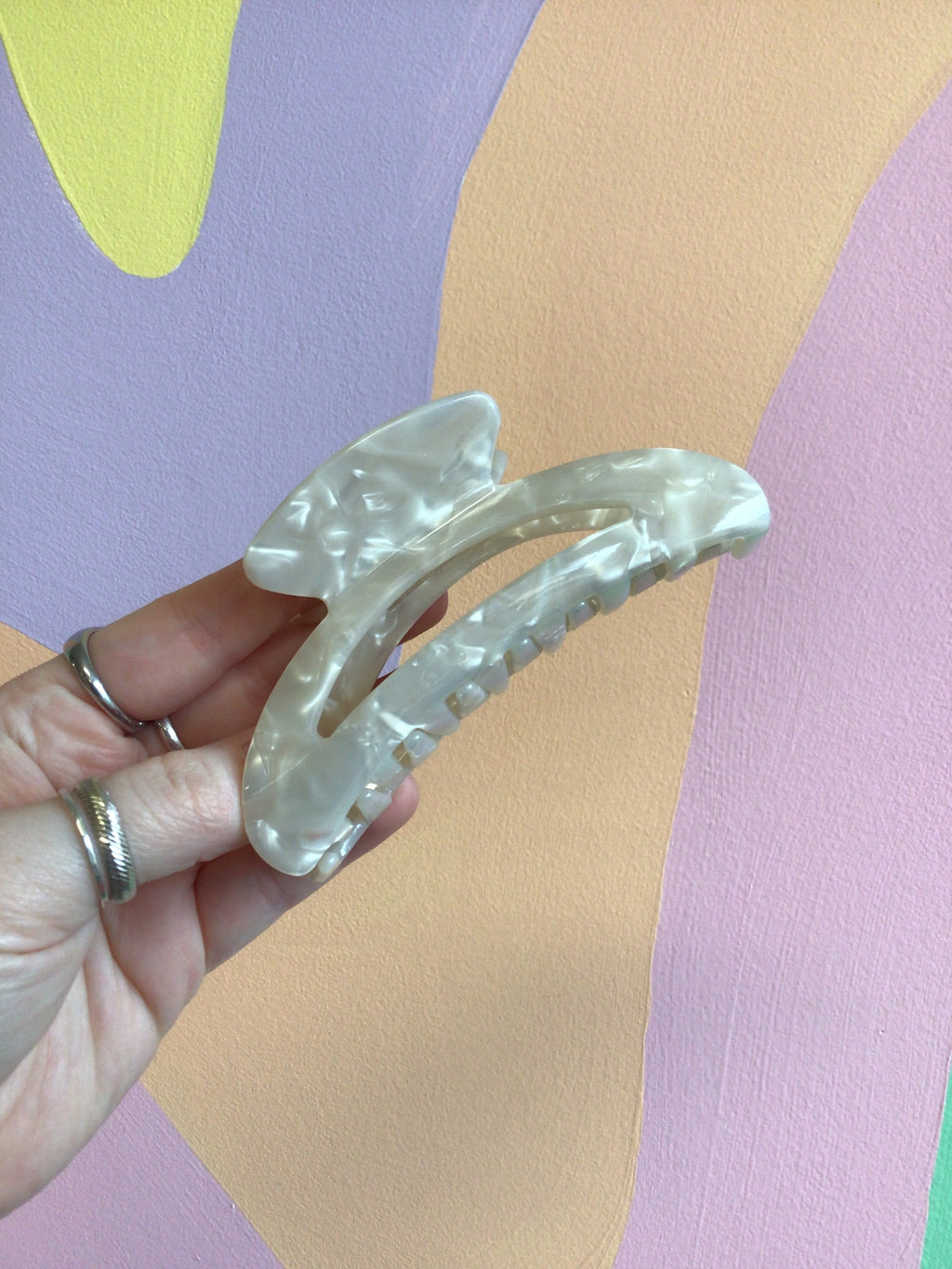 Pearlescent Hair Claws