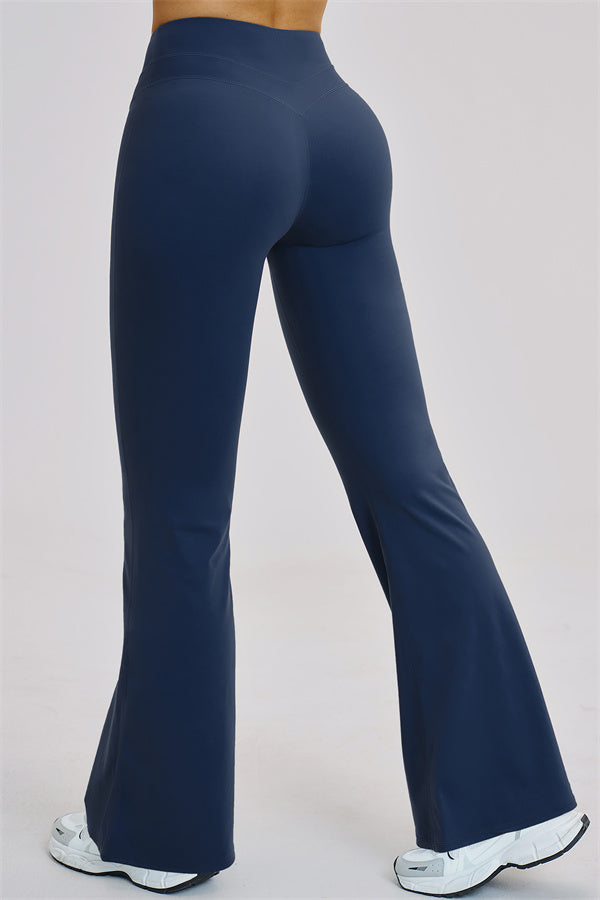 The Stride Sports Bra Flared Leggings 2-Piece Set