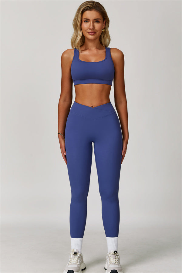 The Lavish Sports Bra Leggings 2-Piece Set