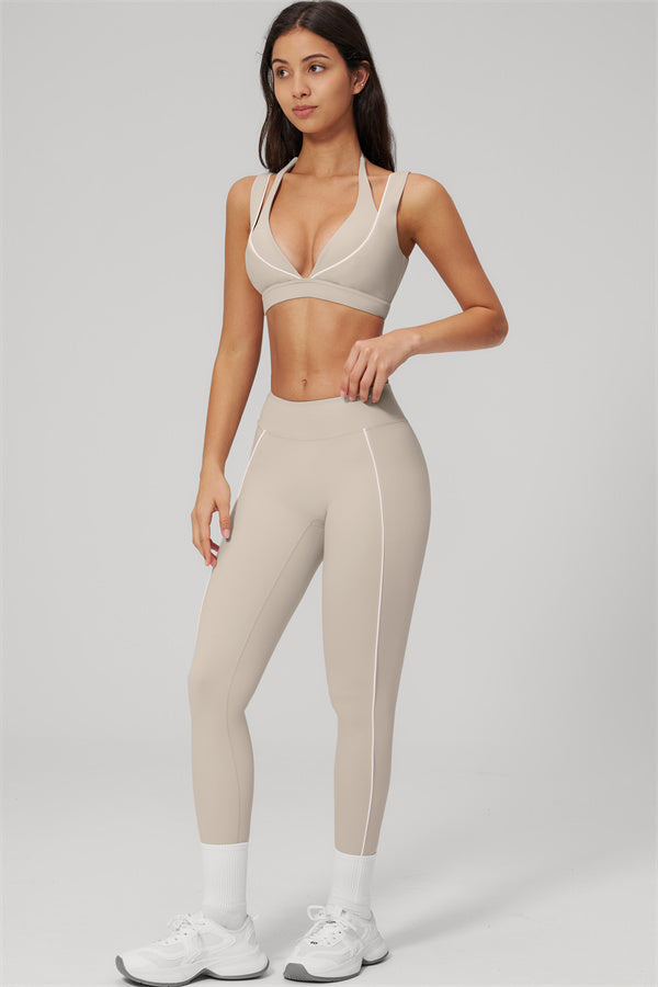 The Clarity Contour Line Sports Bra Leggings 2-Piece Set