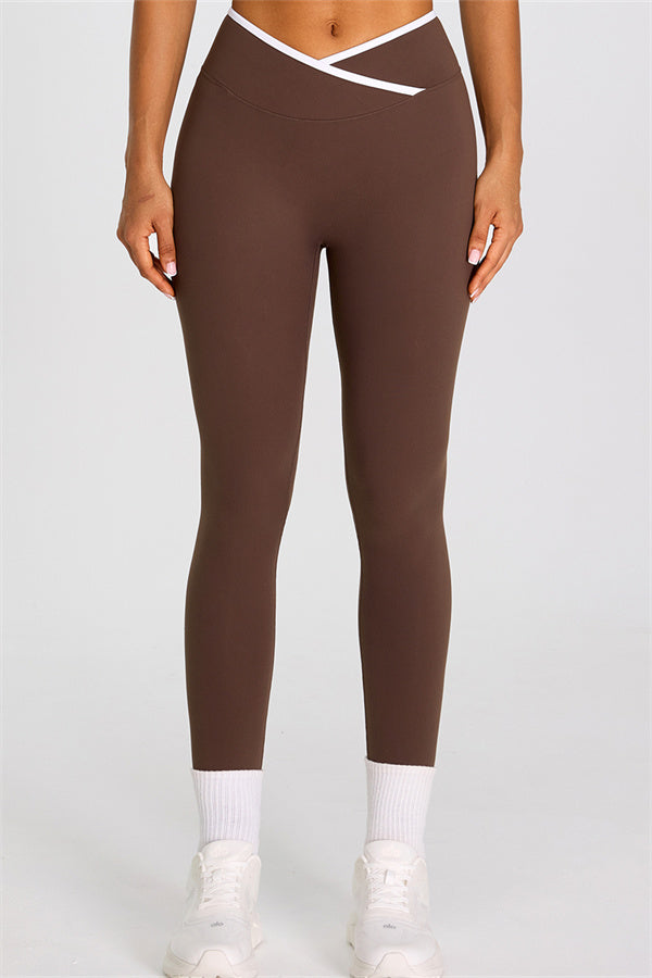 The Dwell Sports Bra Leggings 2-Piece Set
