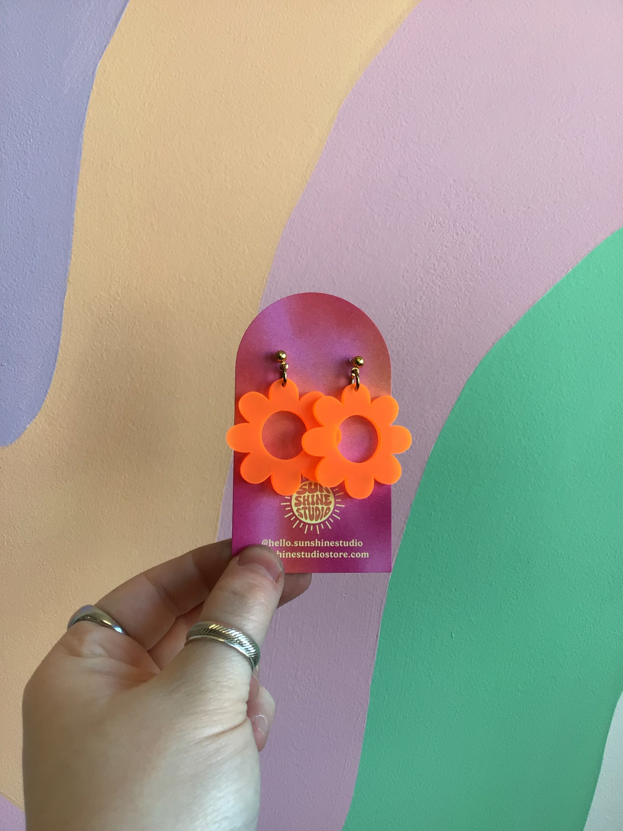 Happy Spring Daisy Earrings