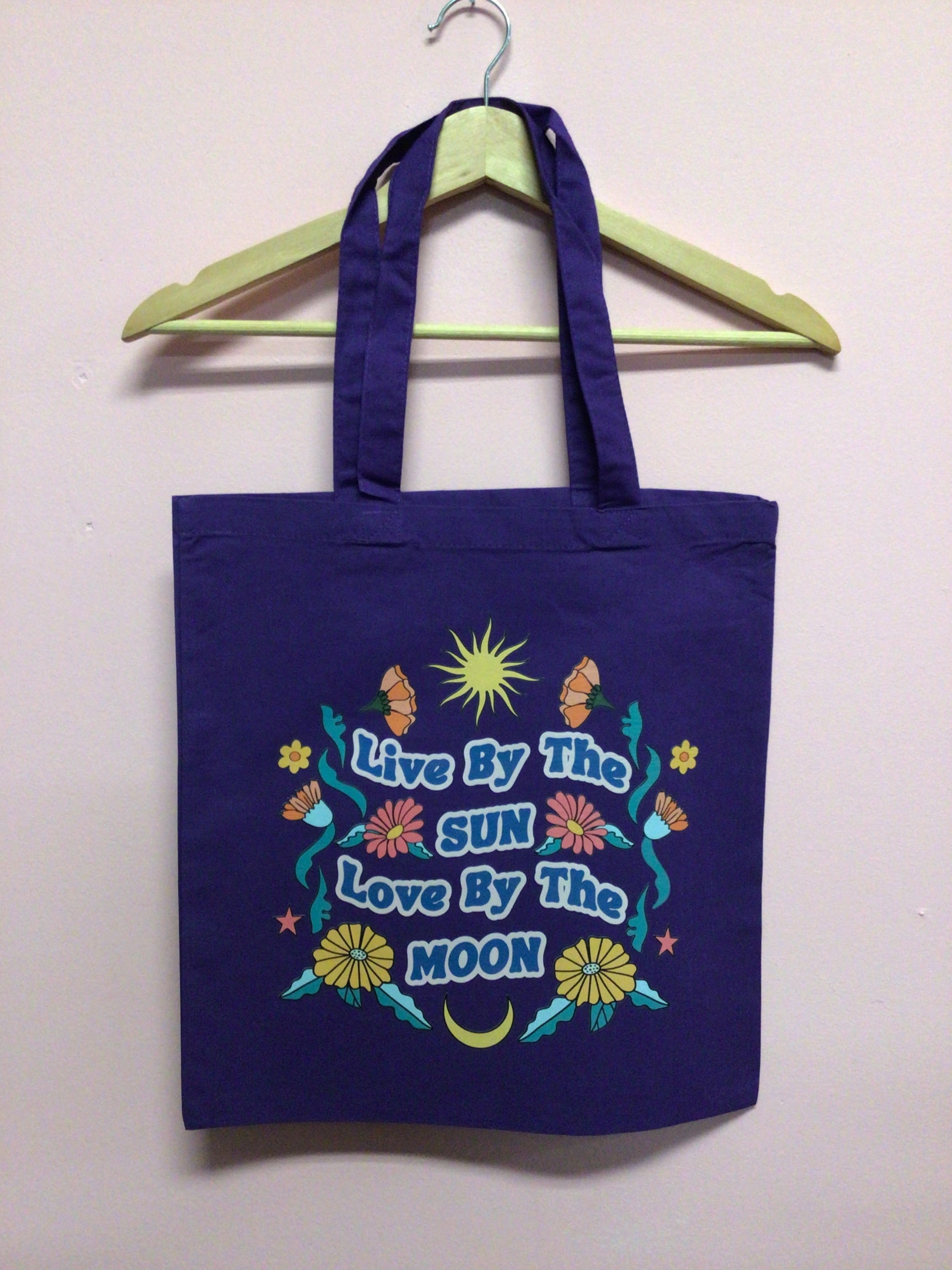 Colorful Graphic Print Tote bags