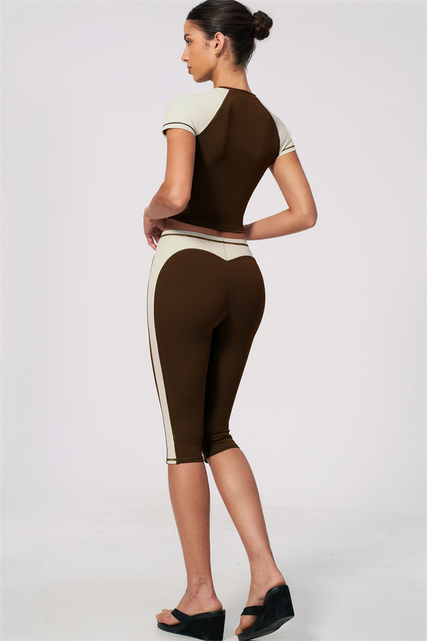 The Sandstone Capri Leggings