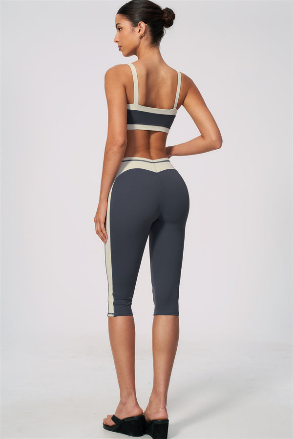 The Sandstone Capri Leggings