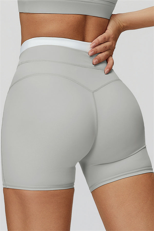 The Canyon Sports Bra Shorts 2-Piece Set