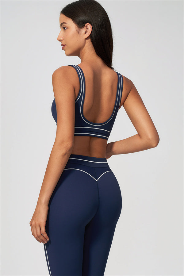 The Amara Sports Bra Capri Leggings 2-Piece Set