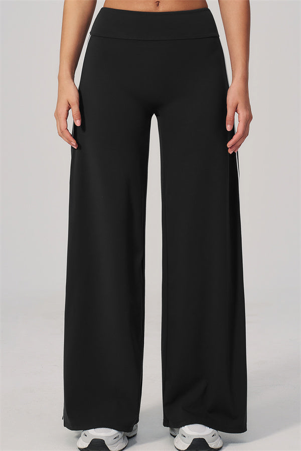 The Breathe Sports Bra Straight Leg Pants 2-Piece Set
