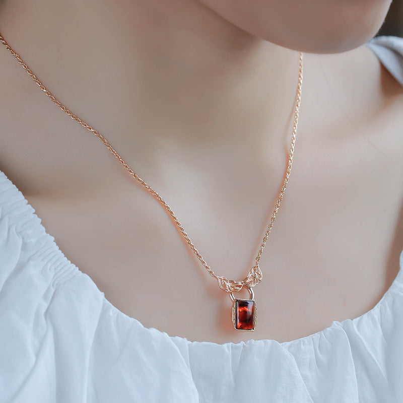 Amber Leaf Carving S925 Sterling Silver Gold-plated Pendant Female