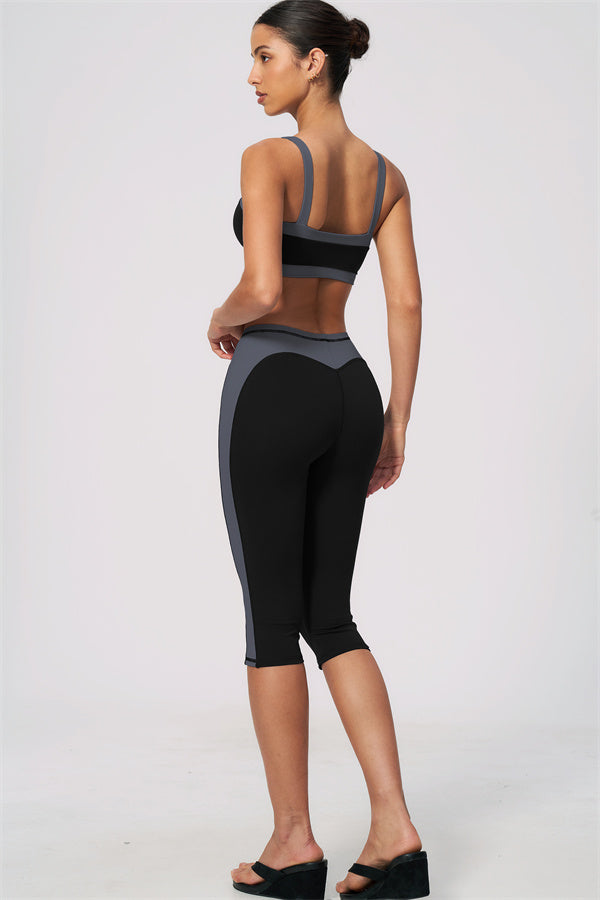 The Sandstone Capri Leggings