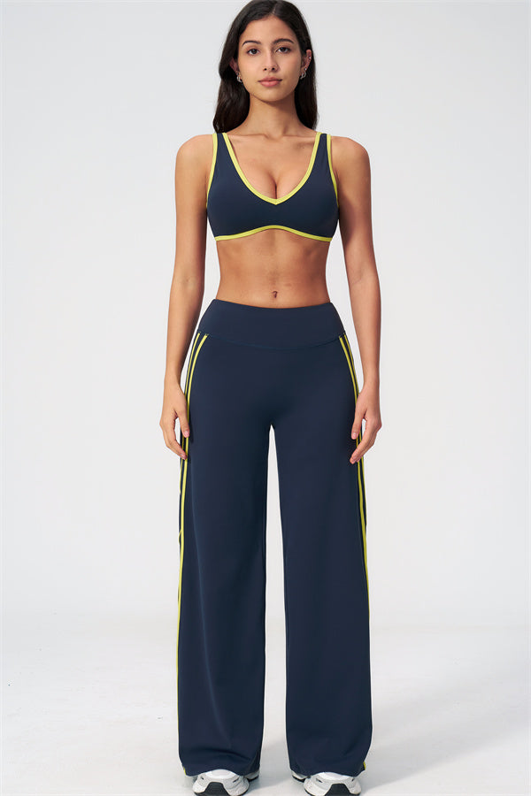 The Evoke Straight Leg Pants