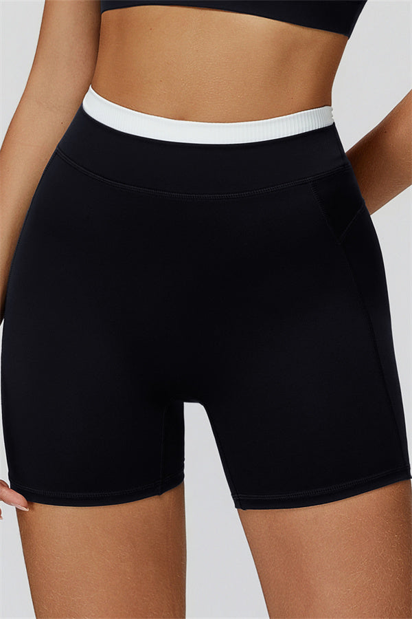 The Canyon Sports Bra Shorts 2-Piece Set