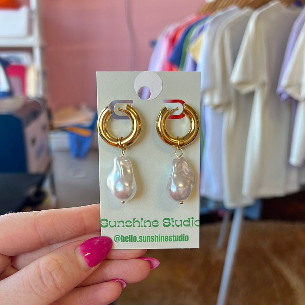 Chunky Hoop Titanium Pearl Earrings