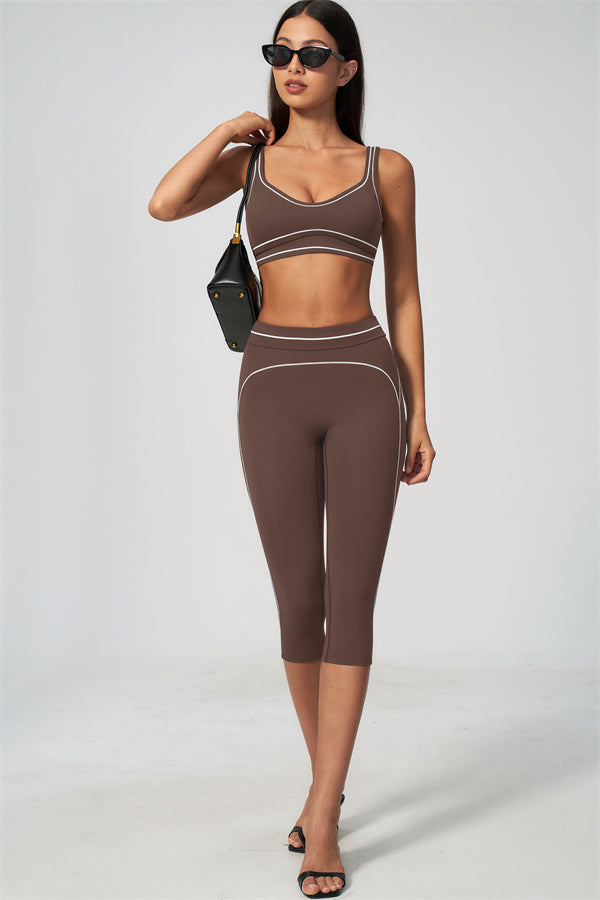 The Amara Sports Bra Capri Leggings 2-Piece Set
