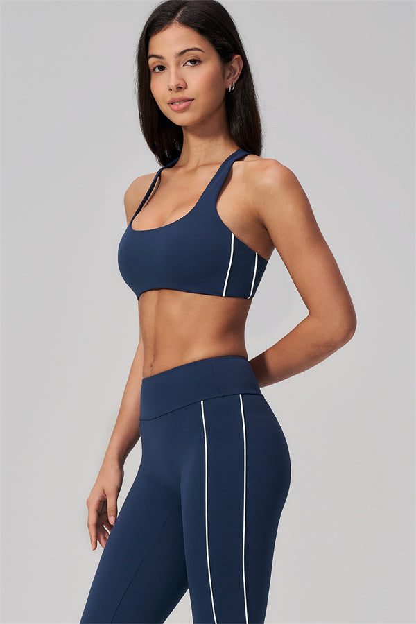 The Breathe Sports Bra Capri Leggings 2-Piece Set