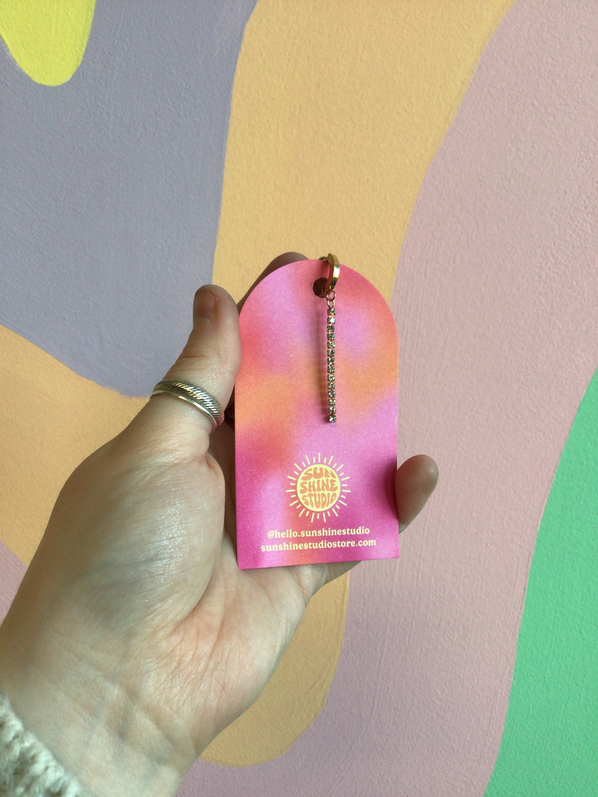 Mix N’ Match Stardust Titanium Huggie