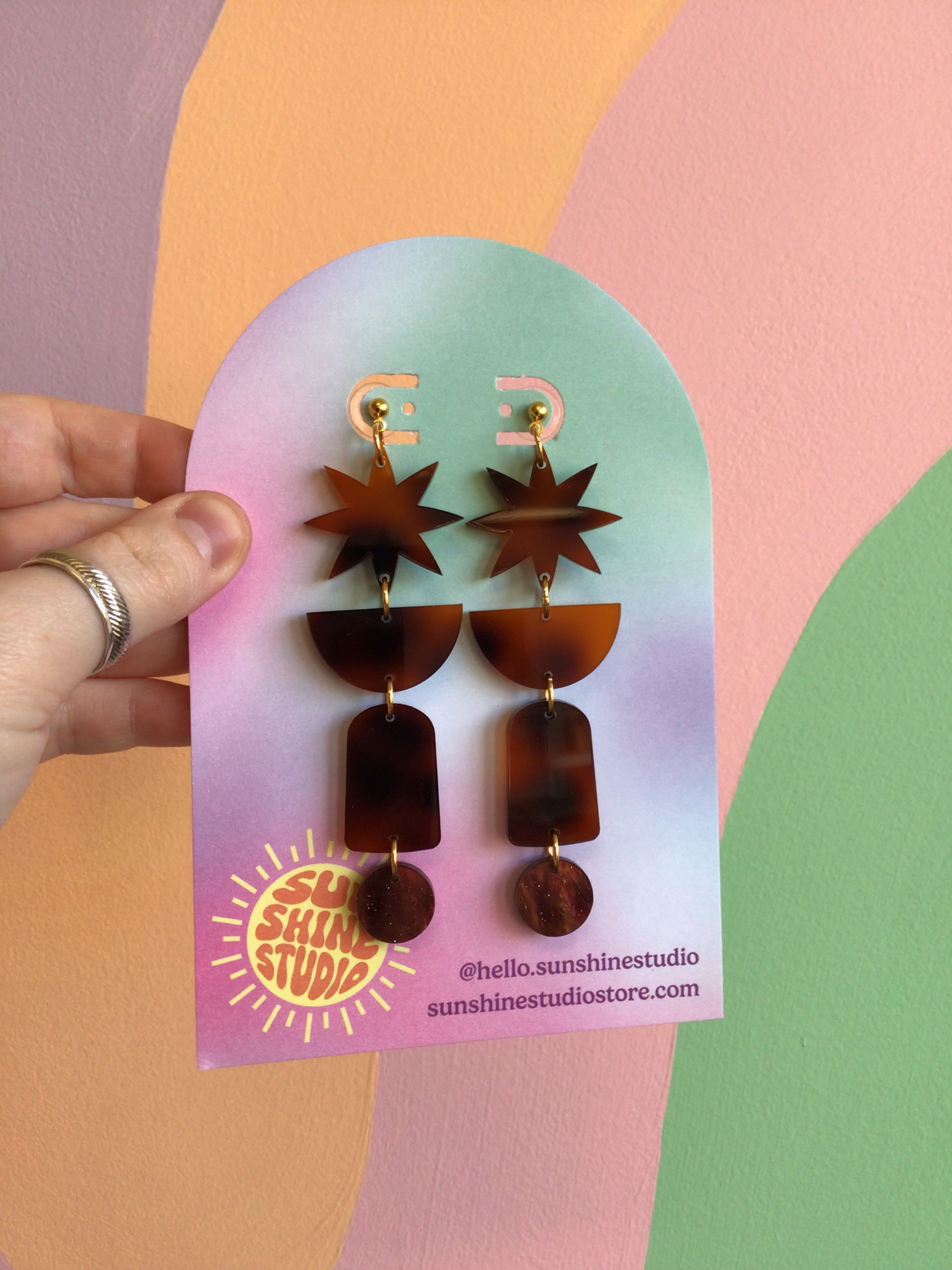 Serving Star-shine Earrings