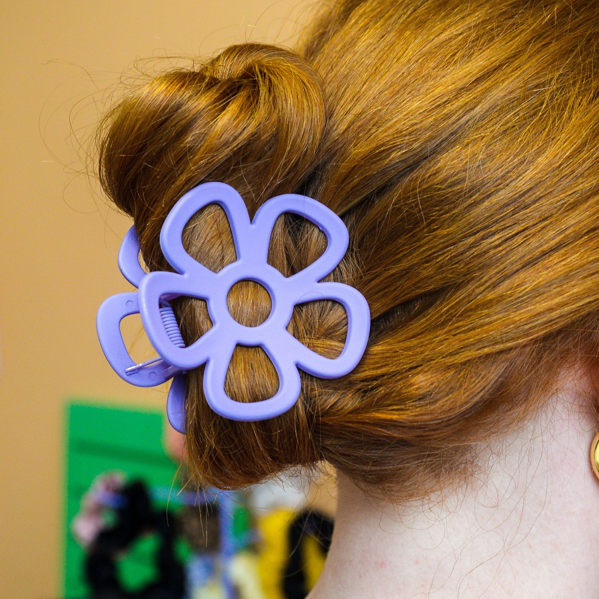 Floral Cut-Out Hair Claw