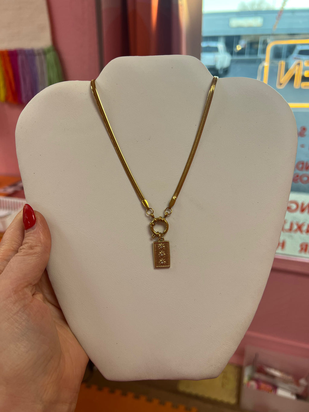 Charm necklaces with from connector
